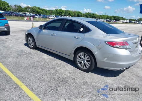 2010 Mazda Mazda6 S Touring Plus z USA, uszkodzony, nr VIN 1YVHZ8CB8A5M03193